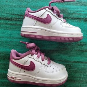 Cute Nike girl shoes